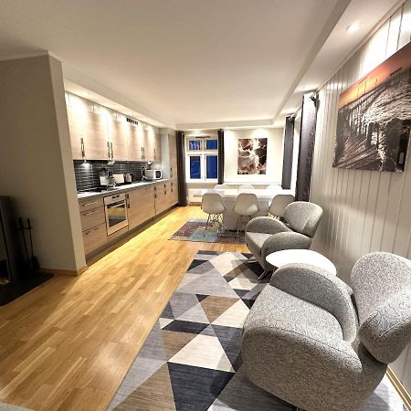 Stetind - Modern Apartment With Free Parking Narvik Exterior photo